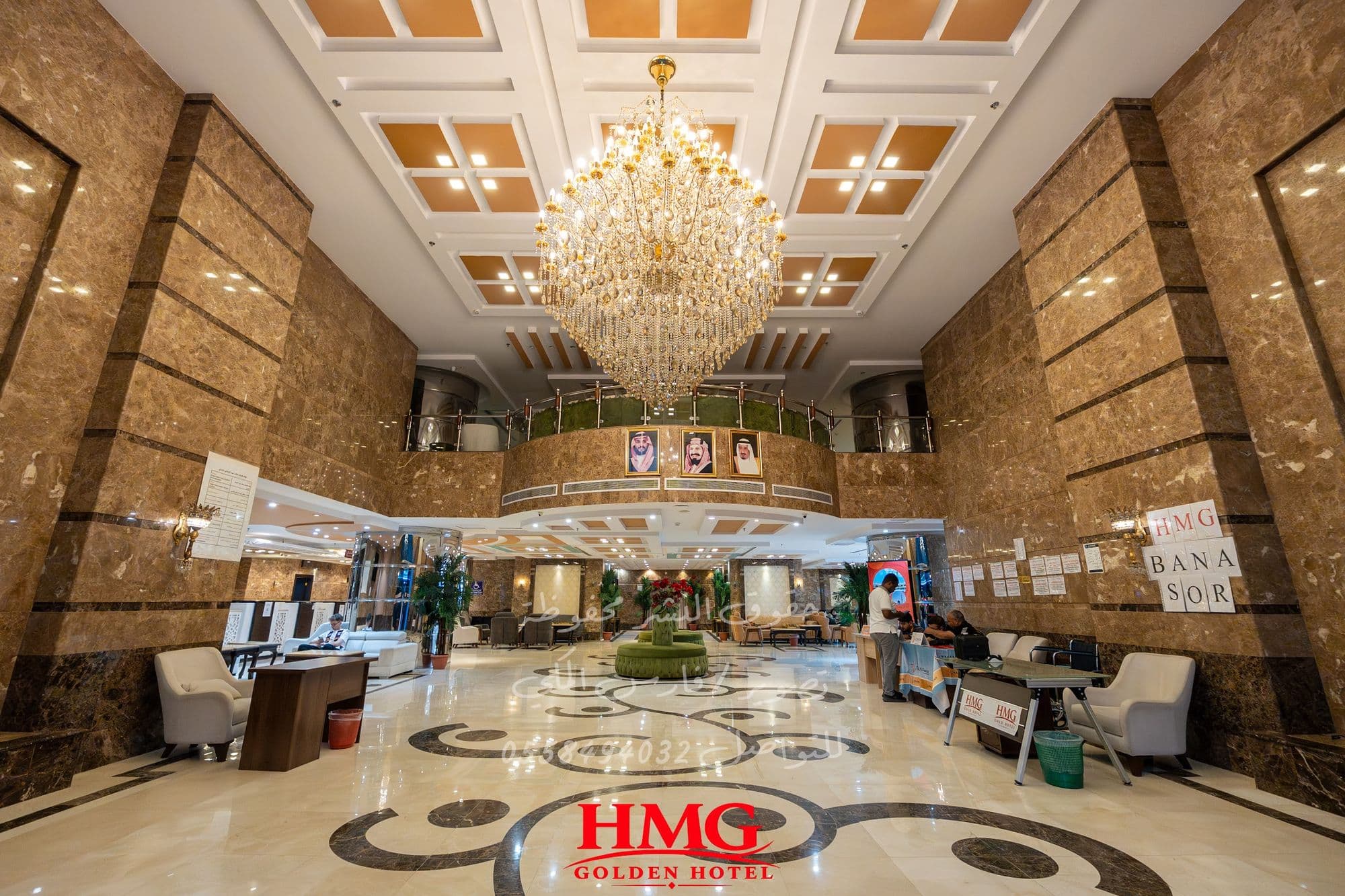 Grand lobby & reception